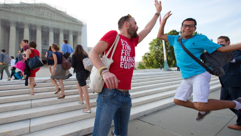Illustration for article titled Emotional and Poignant Images From Today's DOMA & Prop 8 Celebrations